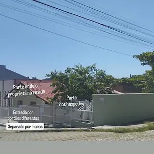 Casa de Férias 261 - Casa De Armacao De Itapocoroi - Próximo Ao Parque Beto Carrero World, Penha (Santa Catarina)